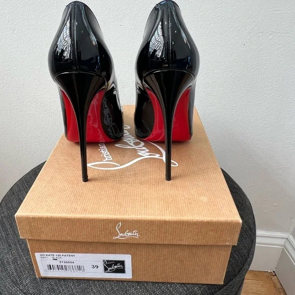Christian Louboutin So Kate - Pumps Black Patent calf leather - Picture 3 of 11